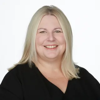 Jo North